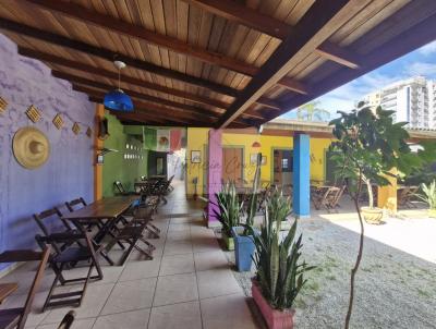 Casa para Venda na cidade de Caraguatatuba no bairro Indai&aacute;